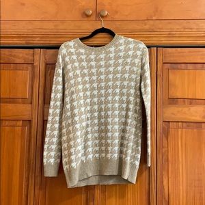Topshop beige and white houndstooth sweater